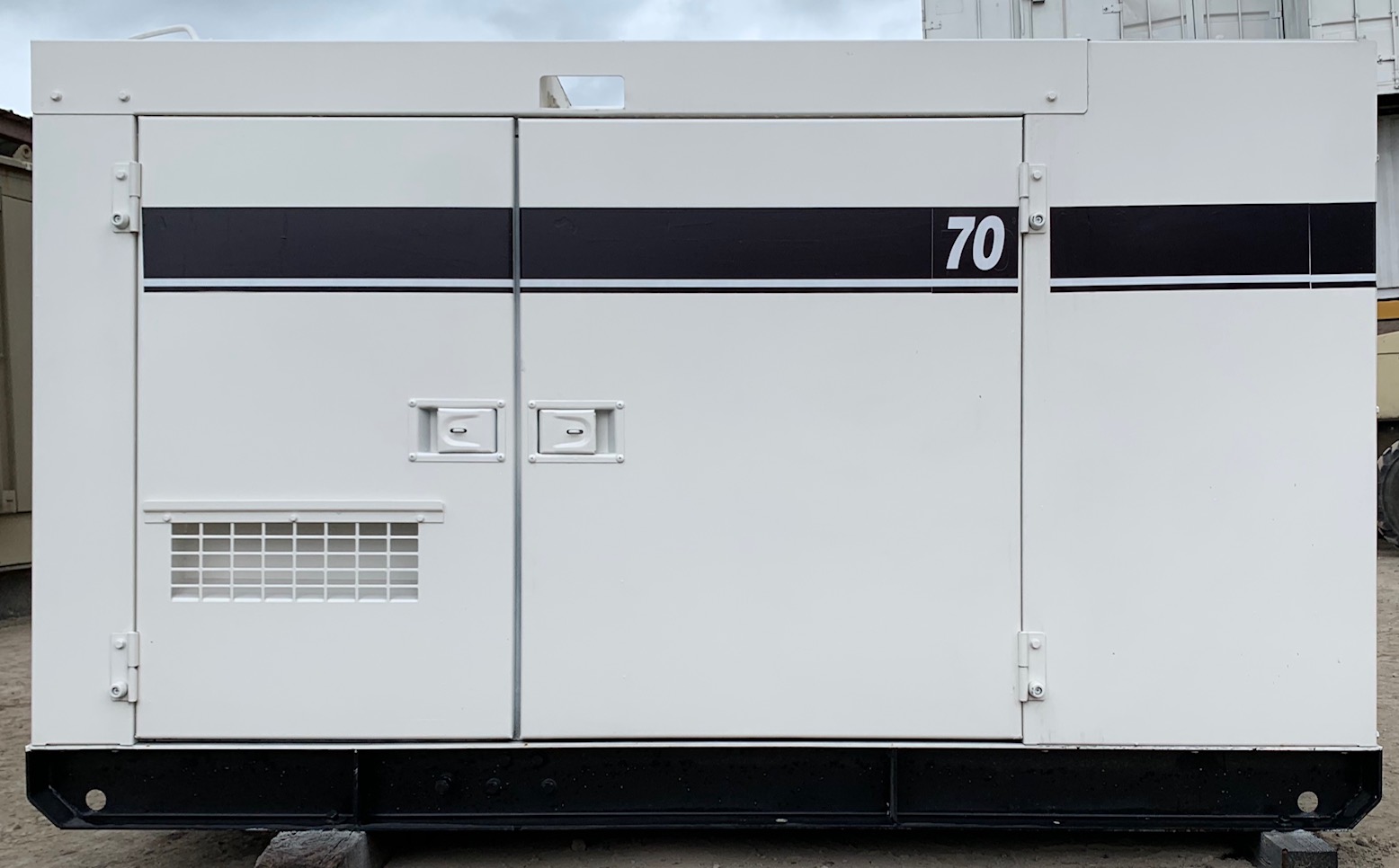 Used CAT XQ2000 Generator Set Image