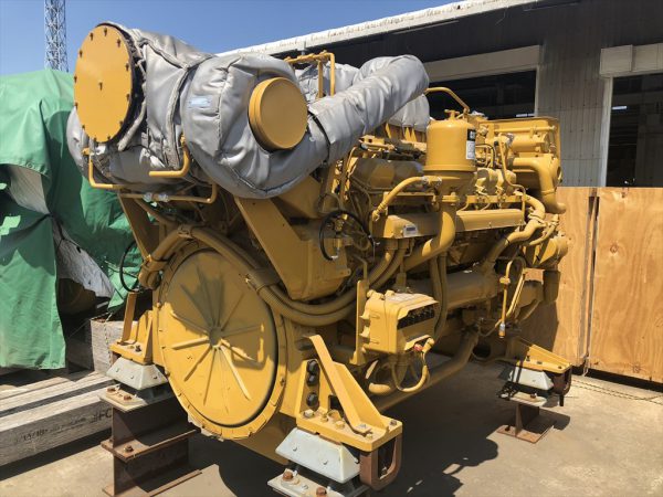 New CAT CHD Marine Propulsion Engine x