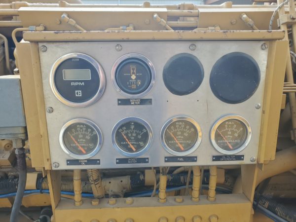 CAT  kW Generator  x