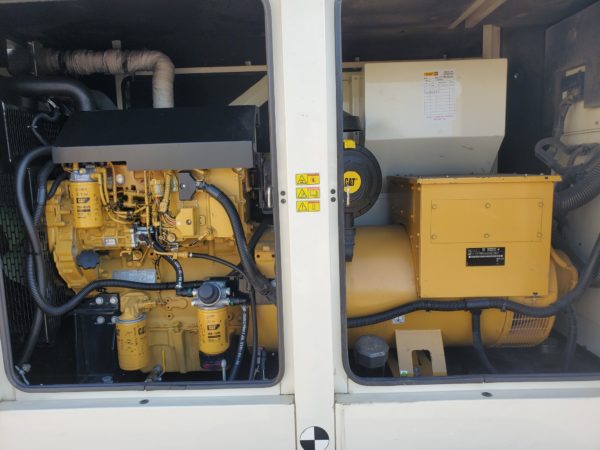 CAT XQ100 Generator (10)