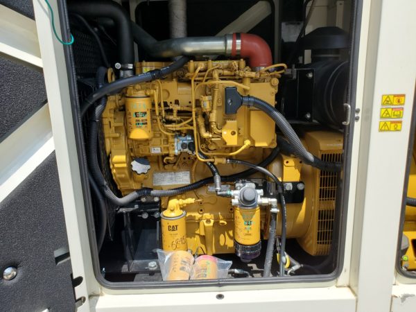 CAT XQ100 Generator (10)