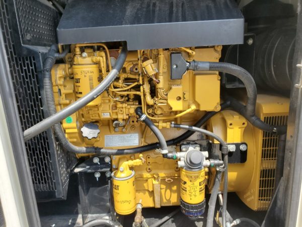 CAT XQ100 Generator (10)