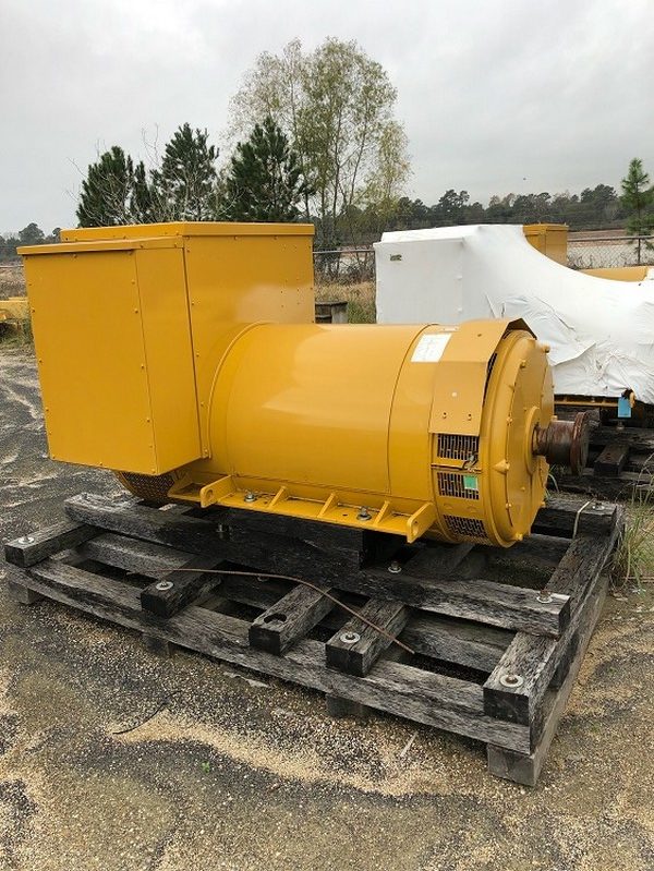 CAT 1225kW SR4B Generator End (1)