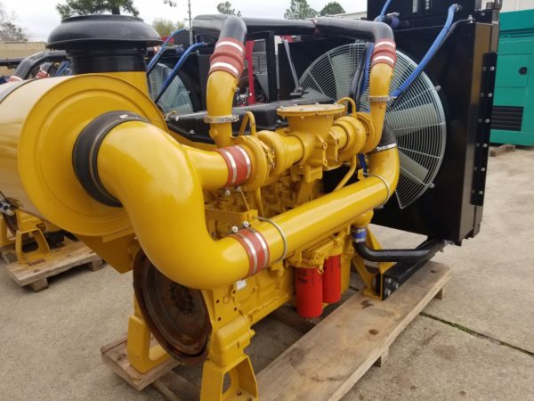 CAT C18 700HP Engine (3)