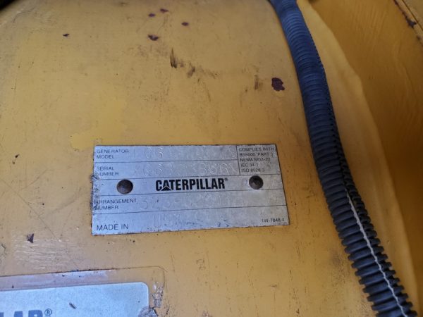 CAT  kW Generator Set  x