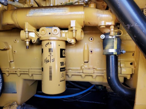 CAT  kW Generator Set  x