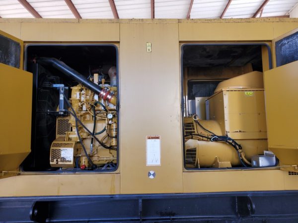 CAT  kW Generator Set  x