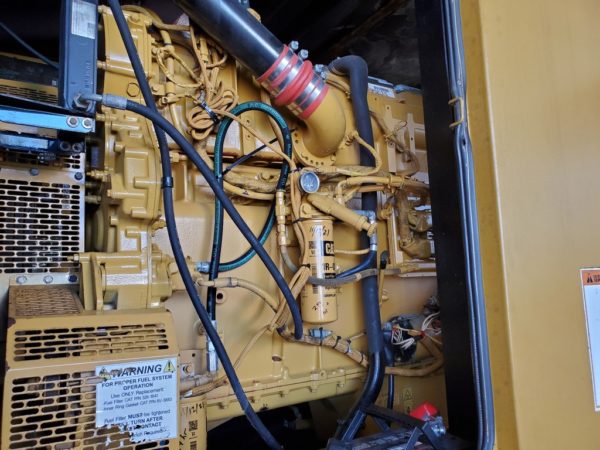 CAT  kW Generator Set  x