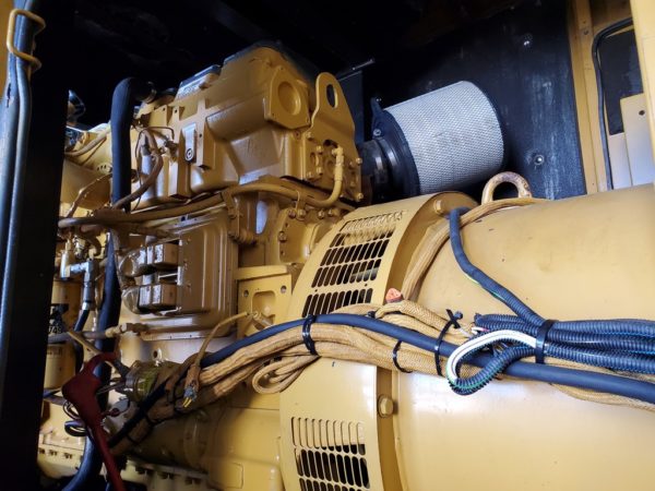 CAT  kW Generator Set  x