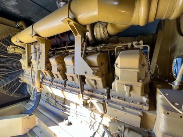 CAT  kW Generator  x