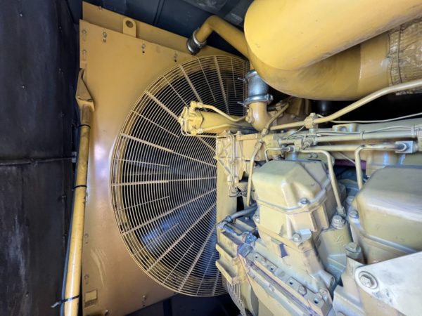CAT  kW Generator  x