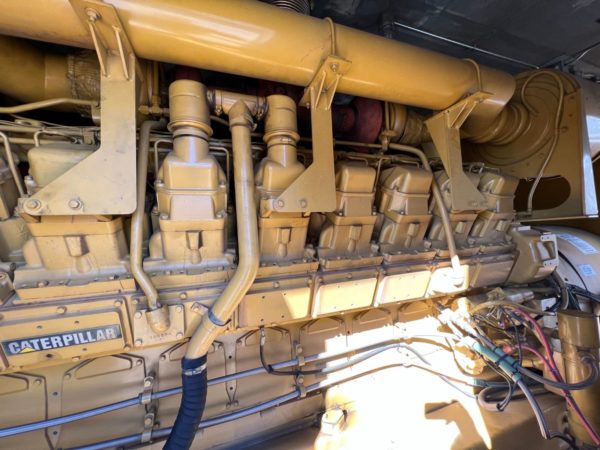CAT  kW Generator  x