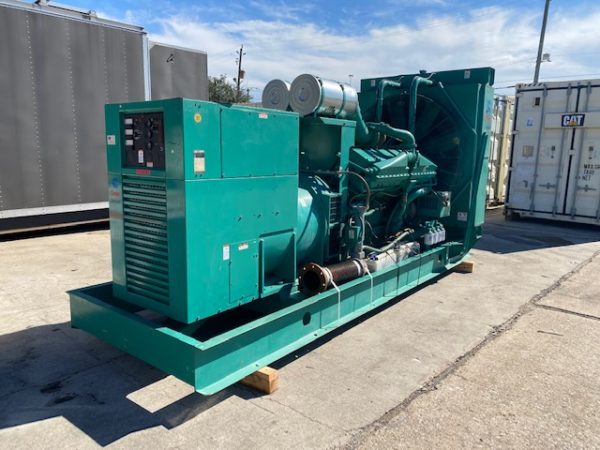 Cummins KTA kW Generator   x