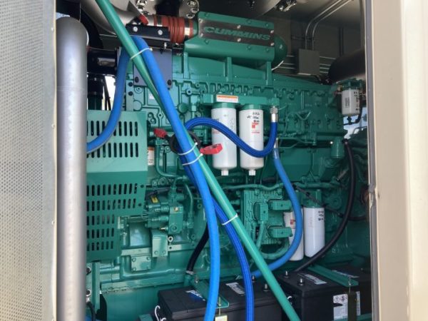 Cummins DQCB Generator Set  x