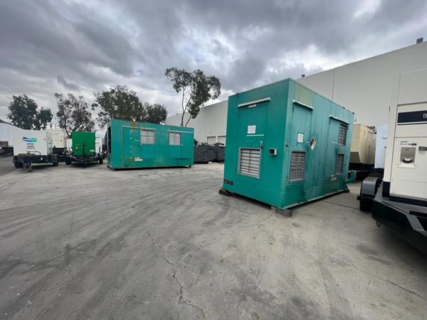 Cummins KTA38 1000kW Generator Set (18)