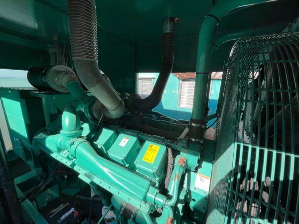 Cummins KTA38 1000kW Generator Set (6)