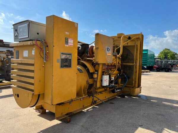 Caterpillar 3412 545kW Generator Set (11)