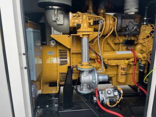 CAT DG500 Generator Set4